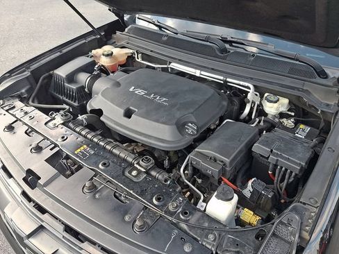 Used 2017 Chevrolet Colorado Z71 AWD/4WD image 25