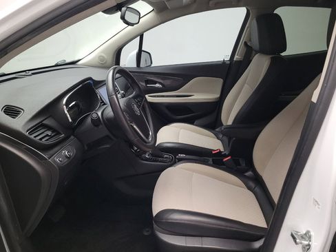 Used 2018 Buick Encore Preferred AWD/4WD image 17