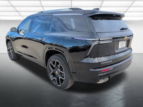 New 2026 Chevrolet Traverse High Country w/ LPO, Floor Liner Package image 2