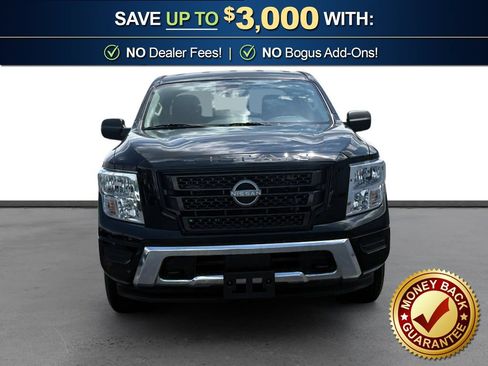 Used 2024 Nissan Titan SV AWD/4WD image 11