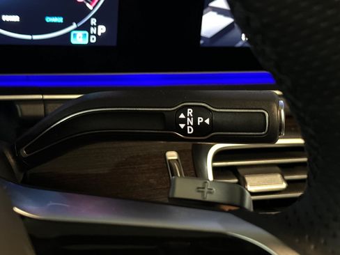 New 2026 Mercedes-Benz GLS 580 4MATIC image 22