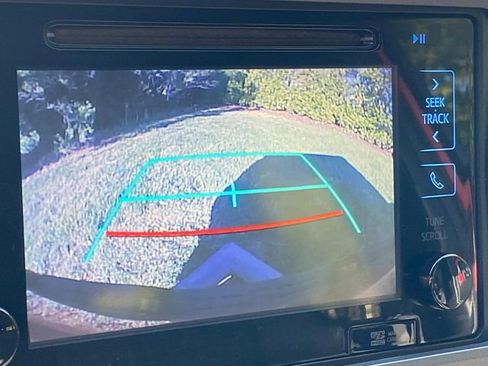 Used 2016 Toyota Tacoma TRD Sport w/ Towing Package image 24