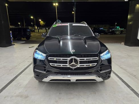 Used 2024 Mercedes-Benz GLE 350 4MATIC w/ Driver Assistance Package image 8