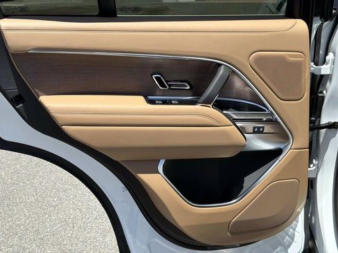 New 2026 Land Rover Range Rover SE AWD/4WD image 12