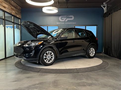 Used 2022 Ford Escape S FWD image 24