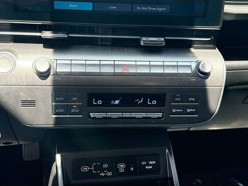 Certified 2024 Hyundai Kona SEL w/ Convenience Package FWD image 16
