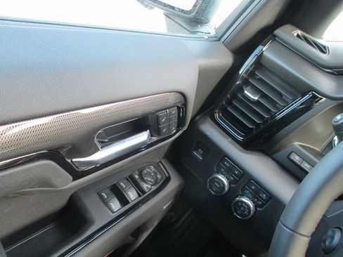 New 2026 GMC Sierra 1500 AT4 w/ AT4 Premium Package image 18