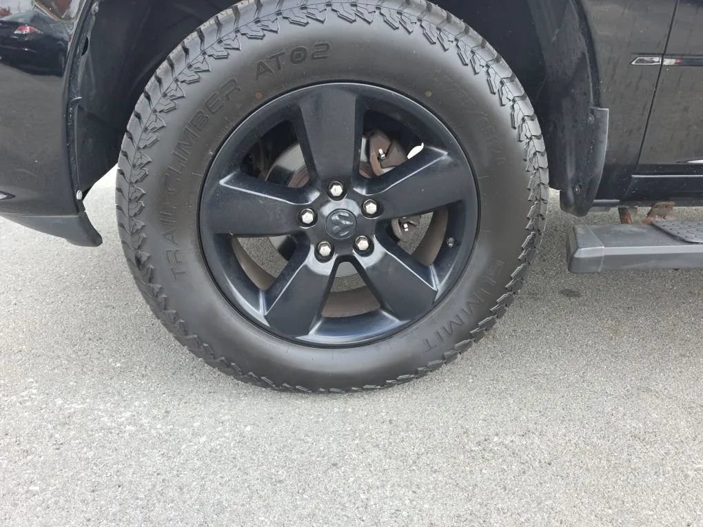 Used 2015 RAM 1500 Express w/ Black Ram 1500 Express Group AWD/4WD image 10