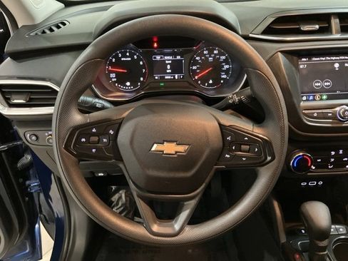 Used 2023 Chevrolet TrailBlazer LT image 12