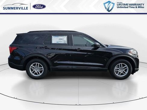 New 2026 Ford Explorer Active RWD image 2