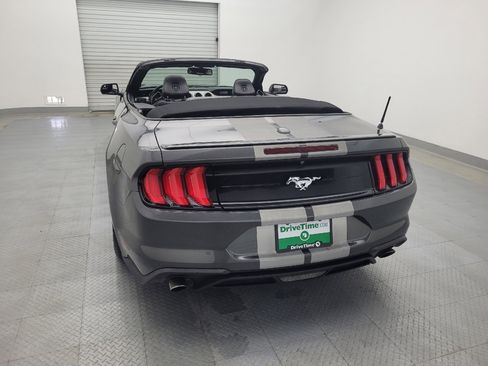 Used 2019 Ford Mustang Premium RWD image 6