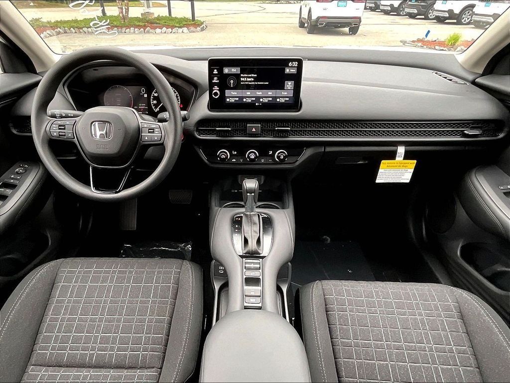 New 2026 Honda HR-V LX image 12