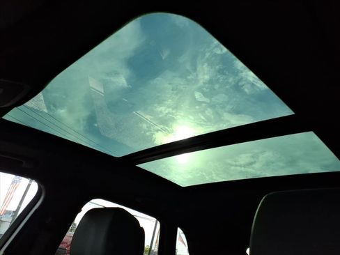 Used 2024 Audi Q3 2.0T Premium image 14