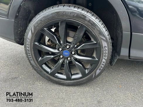 Used 2018 Ford Escape SE w/ SE Sport Appearance Package AWD/4WD image 22