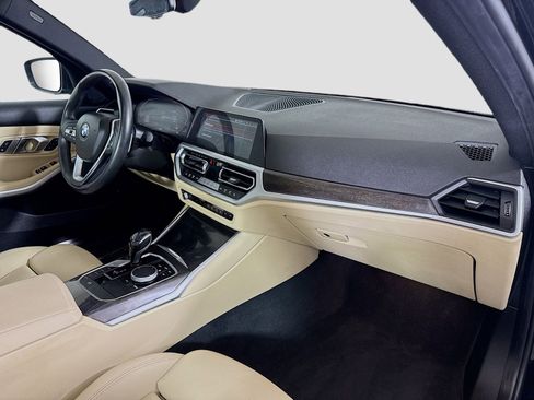 Used 2020 BMW 330i Sedan w/ Convenience Package RWD image 26