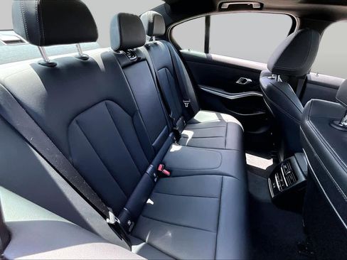 Used 2025 BMW 330i Sedan RWD image 19