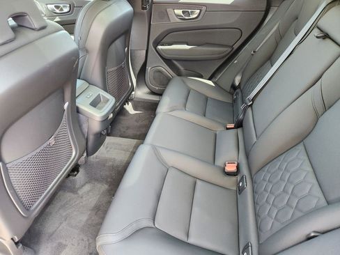 New 2026 Volvo XC60 B5 Plus w/ Protection Package Premier AWD/4WD image 20