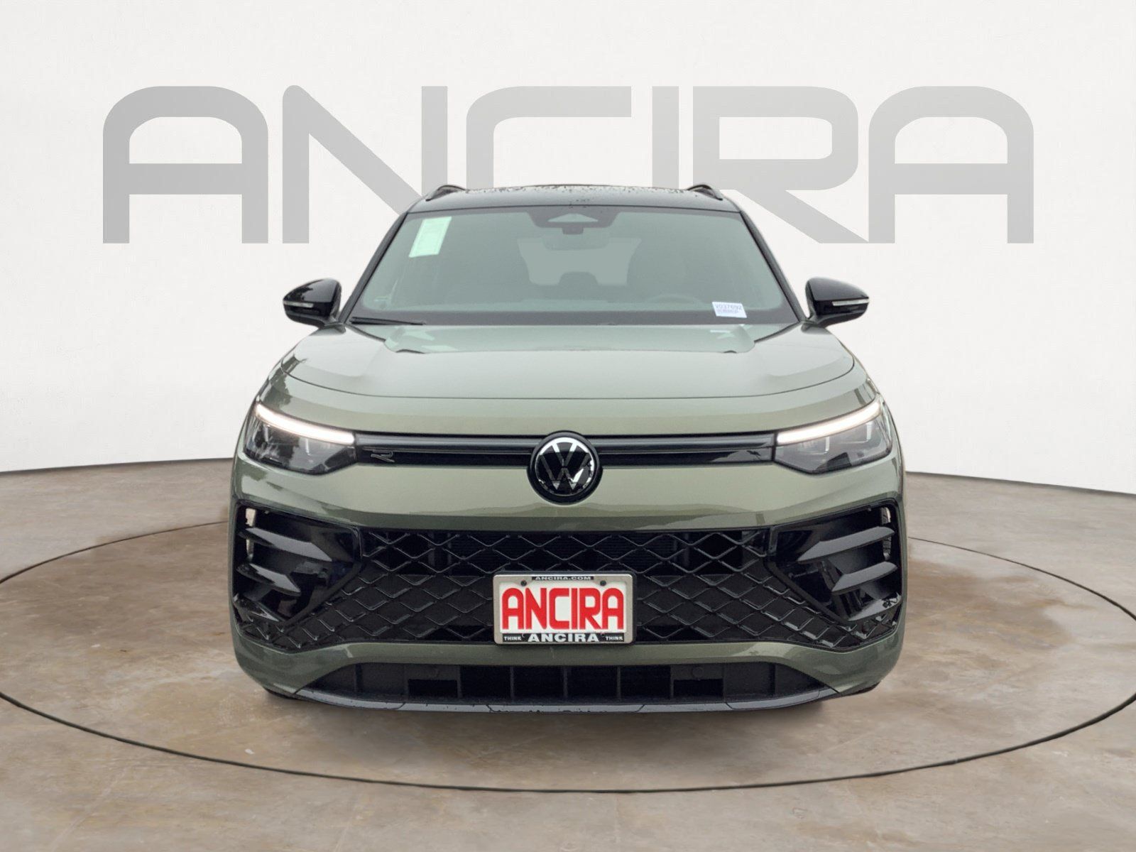 New 2026 Volkswagen Tiguan SE R-Line FWD image 3