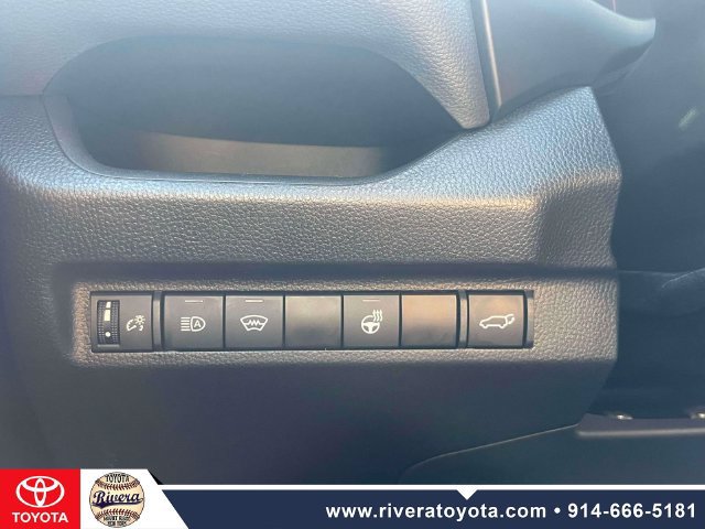 Certified 2023 Toyota RAV4 XLE Premium AWD/4WD image 20