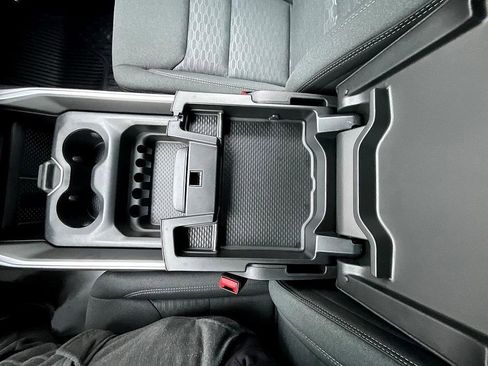 New 2026 RAM 1500 4x4 Crew Cab image 29