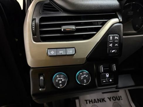 Used 2020 GMC Yukon Denali w/ Denali Ultimate Black Edition AWD/4WD image 50