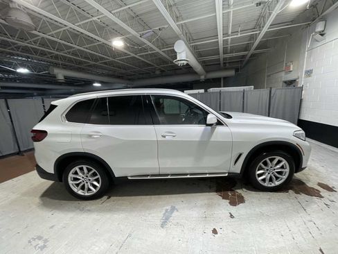 Used 2021 BMW X5 xDrive45e w/ Executive Package AWD/4WD image 27