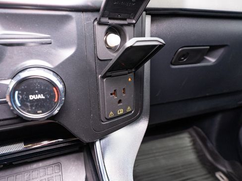 Used 2022 Ford F150 Platinum w/ Equipment Group 701A High AWD/4WD image 27