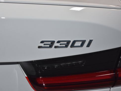 New 2026 BMW 330i xDrive Sedan w/ M Sport Package image 27