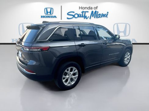 Used 2023 Jeep Grand Cherokee Limited RWD image 7