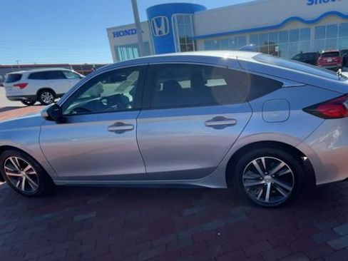 Used 2023 Honda Civic LX image 7