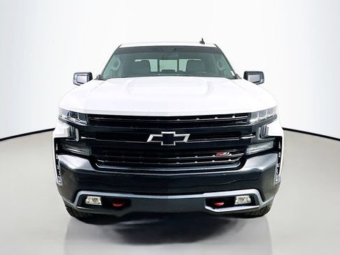 Used 2020 Chevrolet Silverado 1500 LT Trail Boss AWD/4WD image 2