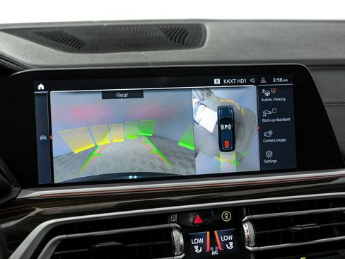Used 2021 BMW X7 xDrive40i w/ Cold Weather Package AWD/4WD image 22