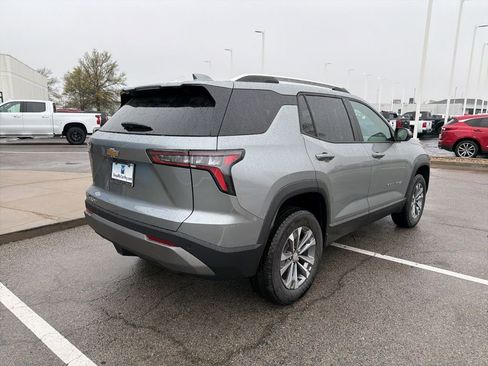New 2026 Chevrolet Equinox LT w/ Convenience Package II AWD/4WD image 3