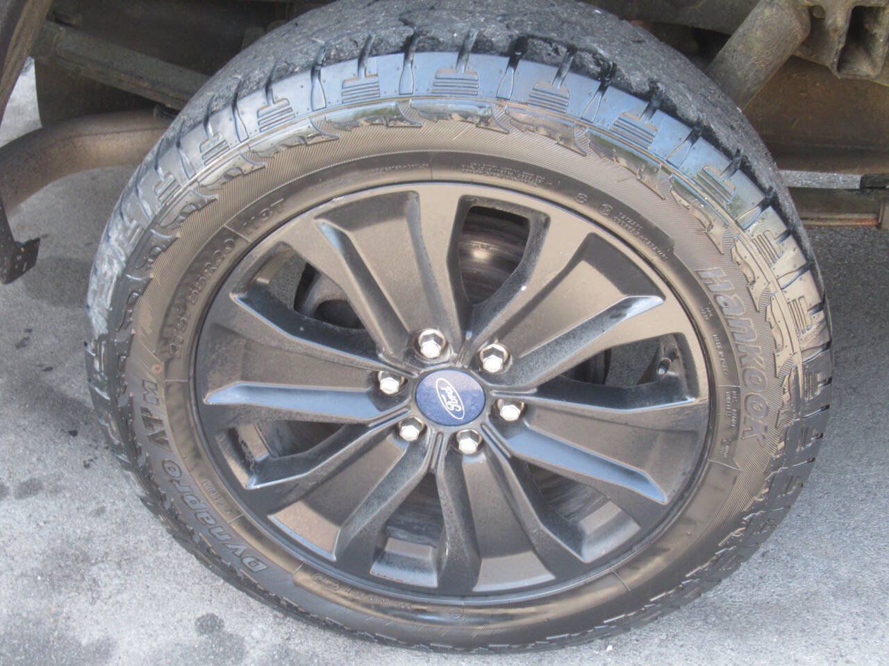 Used 2019 Ford F150 Lariat AWD/4WD image 8