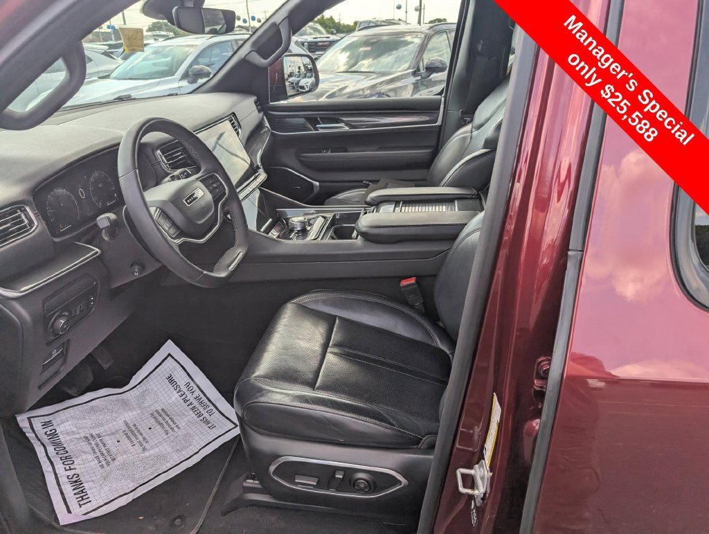 Used 2022 Jeep Wagoneer Series I w/ Convenience Group I AWD/4WD image 15