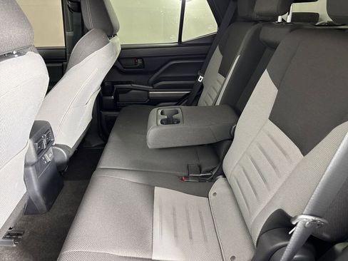 Certified 2025 Toyota 4Runner TRD Off-Road image 29