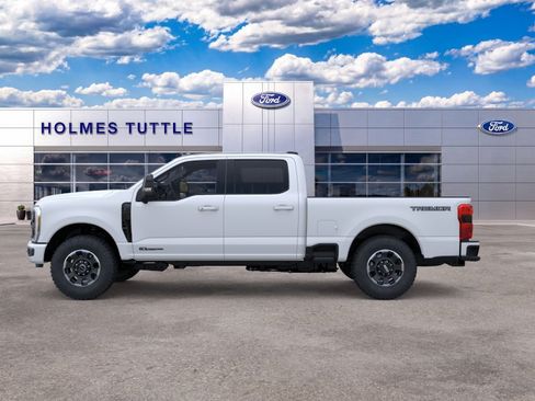 New 2026 Ford F250 Lariat w/ Tremor Off-Road Package AWD/4WD image 3