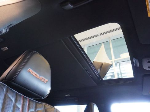 Used 2025 Nissan Armada PRO-4X w/ Pro-4X Premium Package image 14