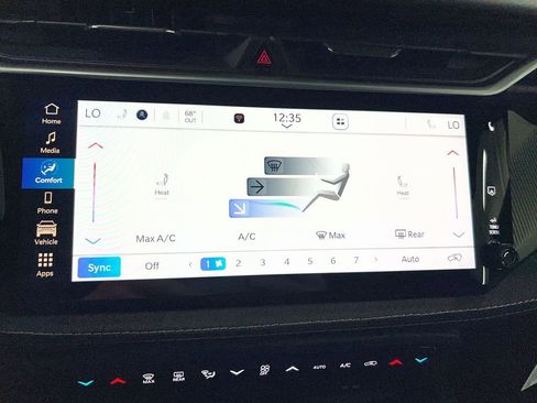 New 2026 Jeep Cherokee Laredo AWD/4WD image 11