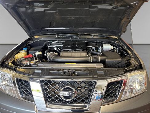 Used 2020 Nissan Frontier SV RWD image 16