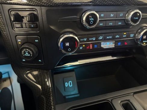 Used 2021 Ford F150 Lariat w/ Equipment Group 502A High AWD/4WD image 16