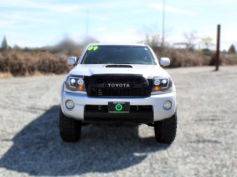Used 2009 Toyota Tacoma 4x4 Double Cab image 2