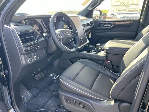 New 2026 GMC Sierra 2500 AT4 w/ AT4 Premium Plus Package image 9