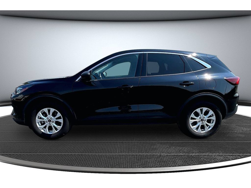Used 2023 Ford Escape Active AWD/4WD image 16