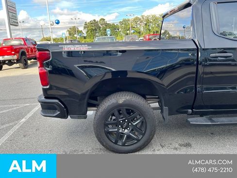 Used 2026 Chevrolet Silverado 1500 Custom Trail Boss AWD/4WD image 10
