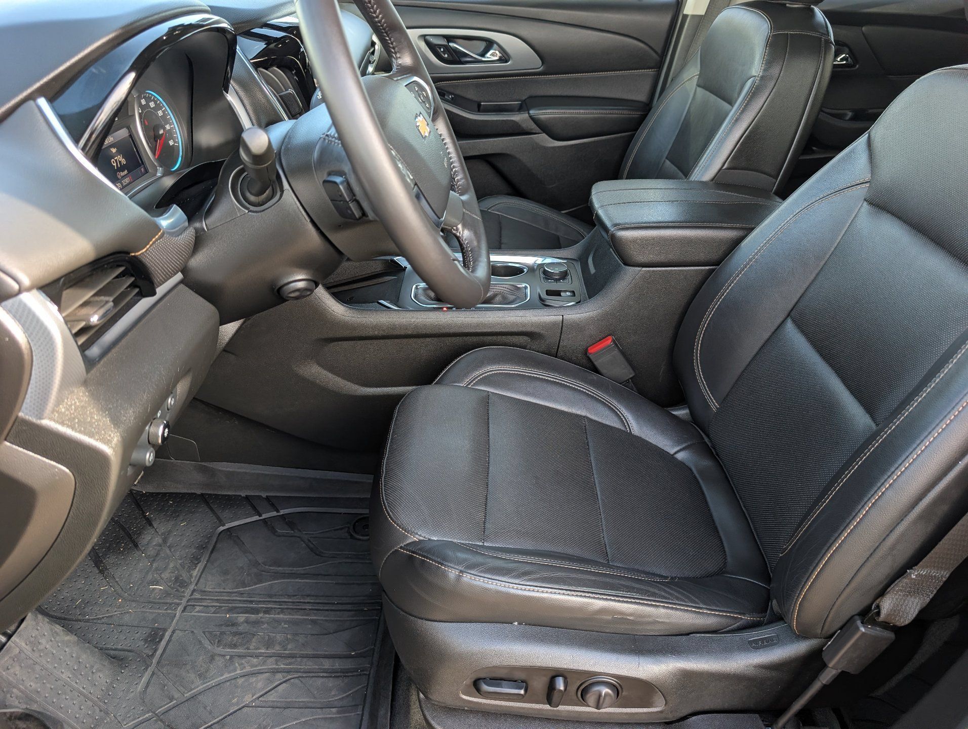 Certified 2021 Chevrolet Traverse Premier w/ Redline Edition FWD image 19