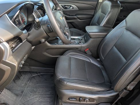 Certified 2021 Chevrolet Traverse Premier w/ Redline Edition FWD image 19