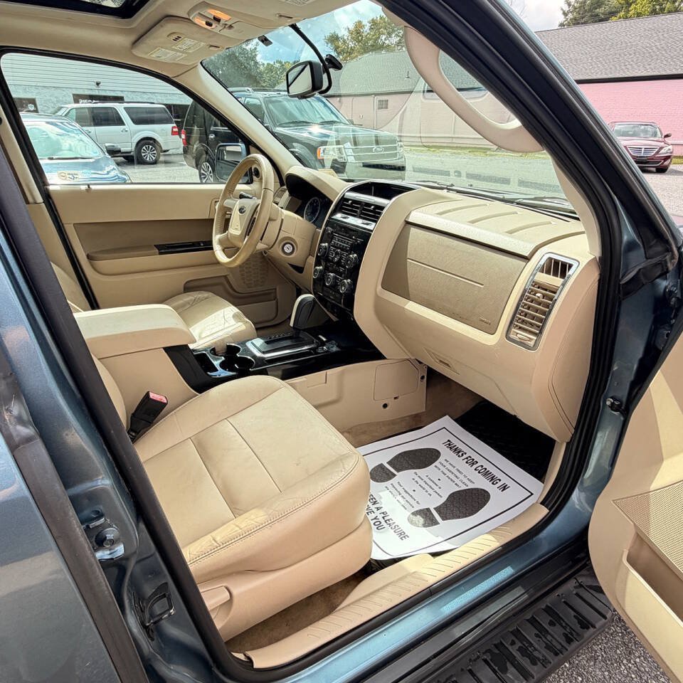 Used 2011 Ford Escape Limited w/ 302A Rapid Spec Order Code FWD image 8