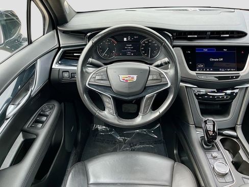 Certified 2024 Cadillac XT5 Premium Luxury AWD/4WD image 30