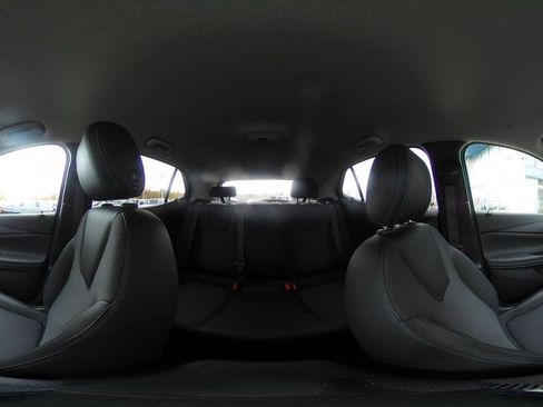 Used 2025 Buick Encore GX Preferred image 40